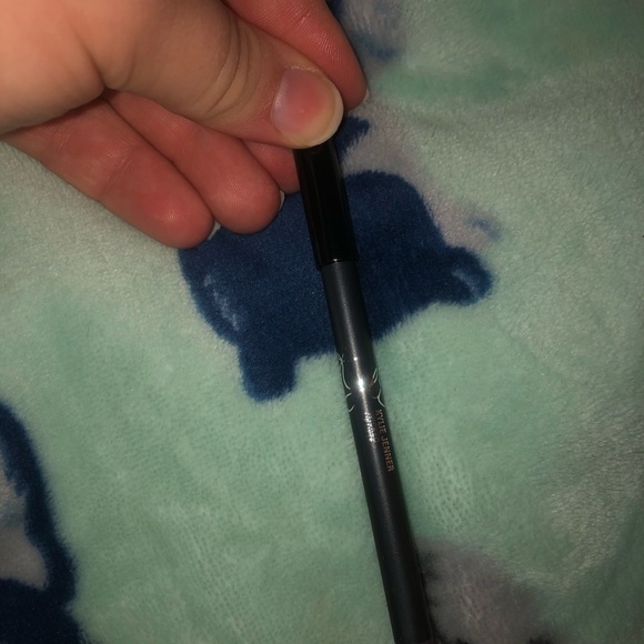 🎃kylie wicked lip liner - Picture 2 of 4